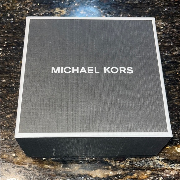 Michael Kors NWT/NIB $128 MSRP micro Duffle Keyfob - Palm Green - Picture 6 of 7